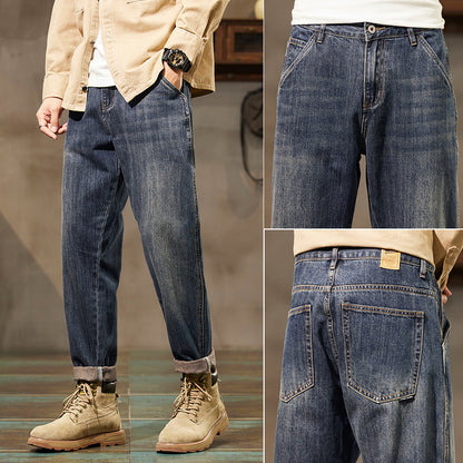 Jean homme vintage coupe ample détail du style